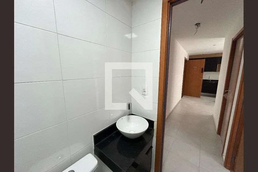 2-bedroom apartment in a building with a pool — photo 25