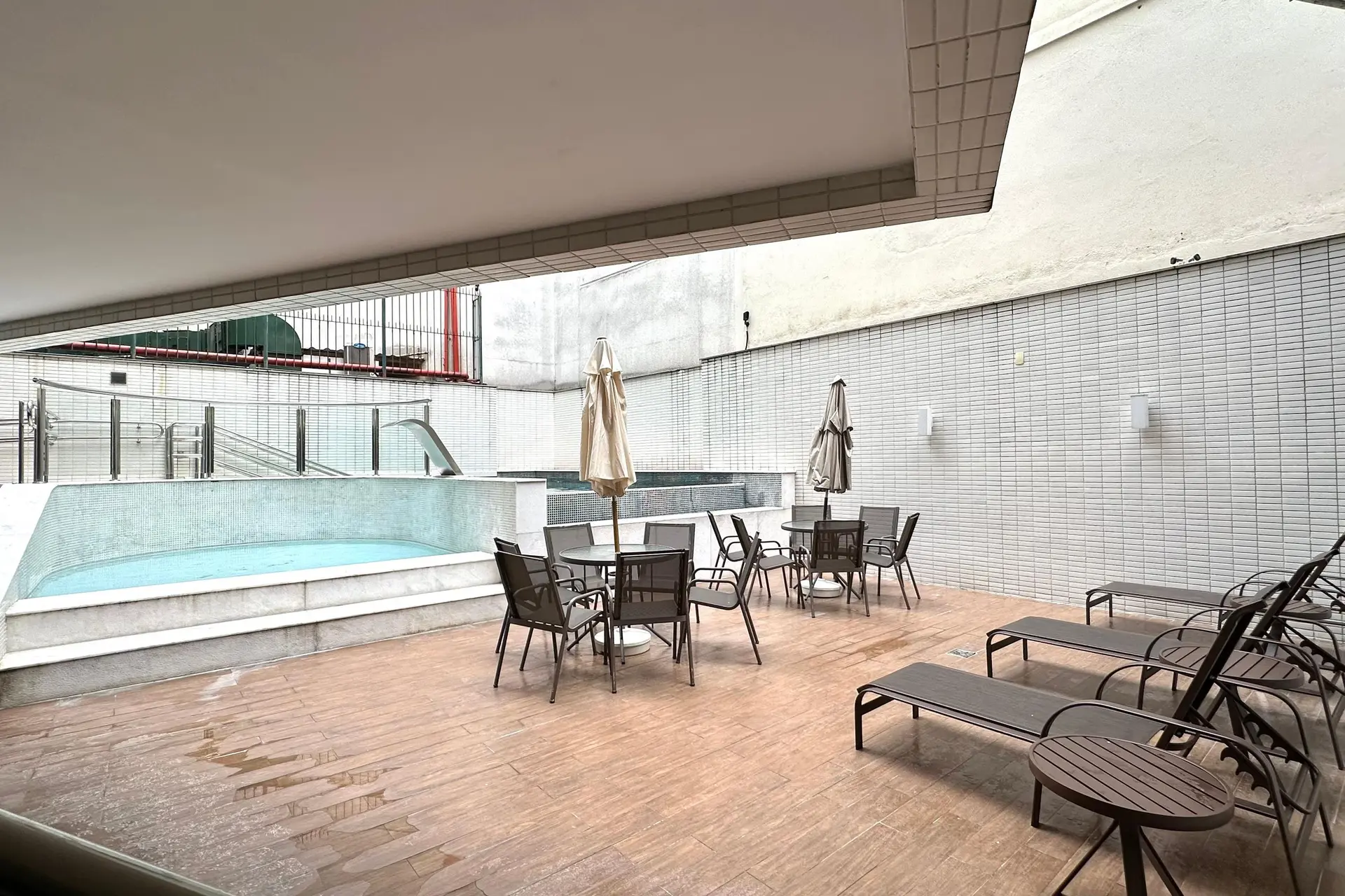 Apartamento mobiliado, 101 m², com janelas do piso ao teto — photo 16