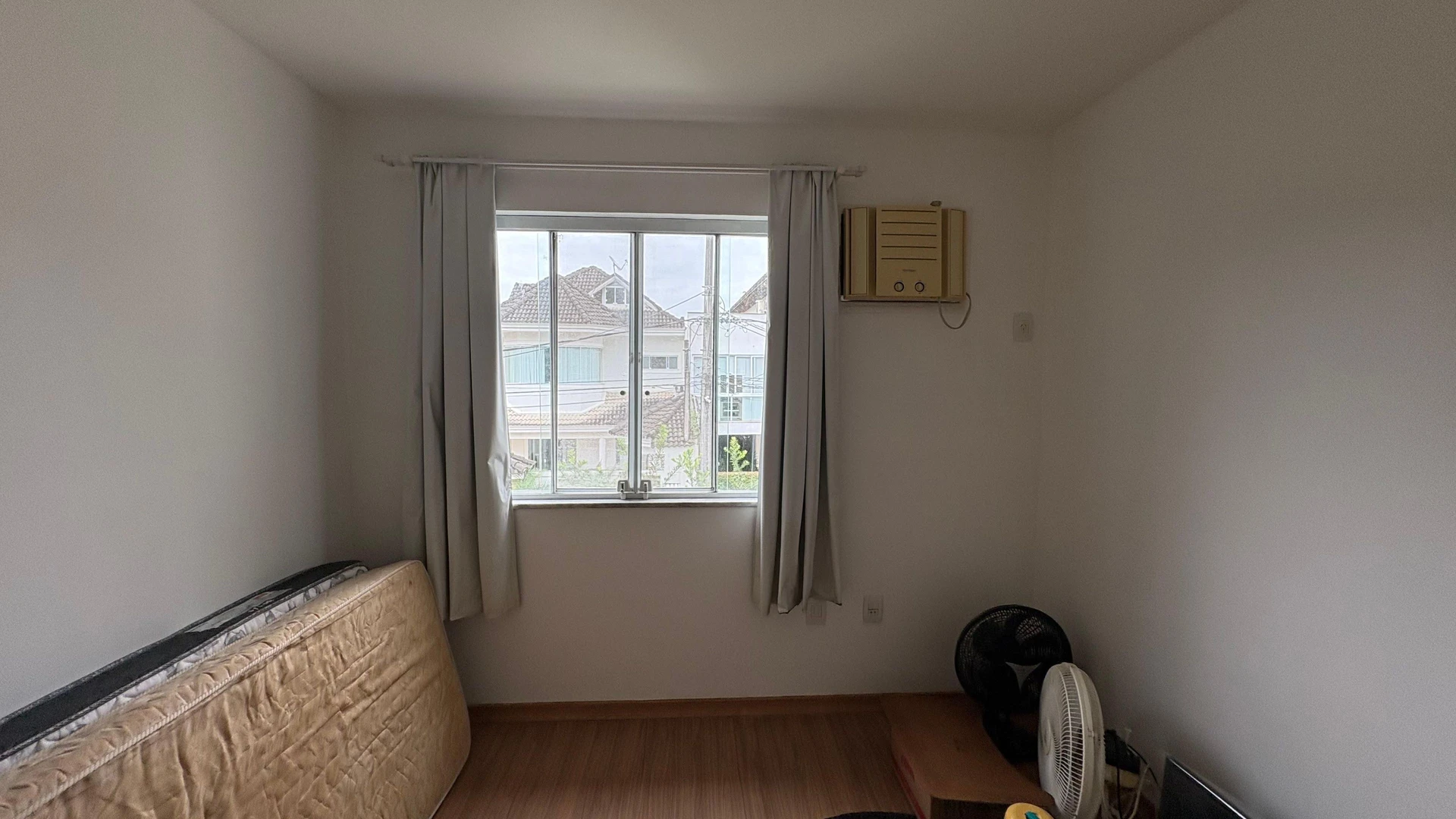 House, 188 m², with a jacuzzi — photo 35