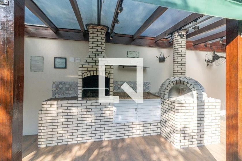 45 m² apartment with a separate kitchen and no parking