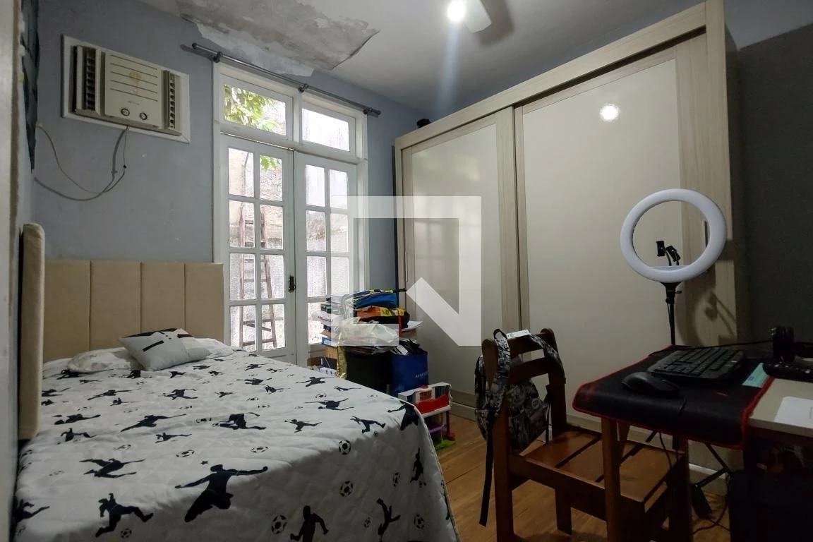 Furnished house with 3 bedrooms, private garden and 2 spots — photo 36