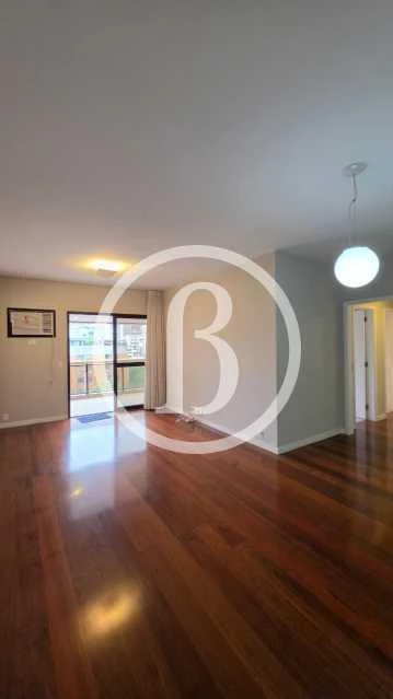 Apartamento de 130 m² com 3 quartos e varanda — photo 6