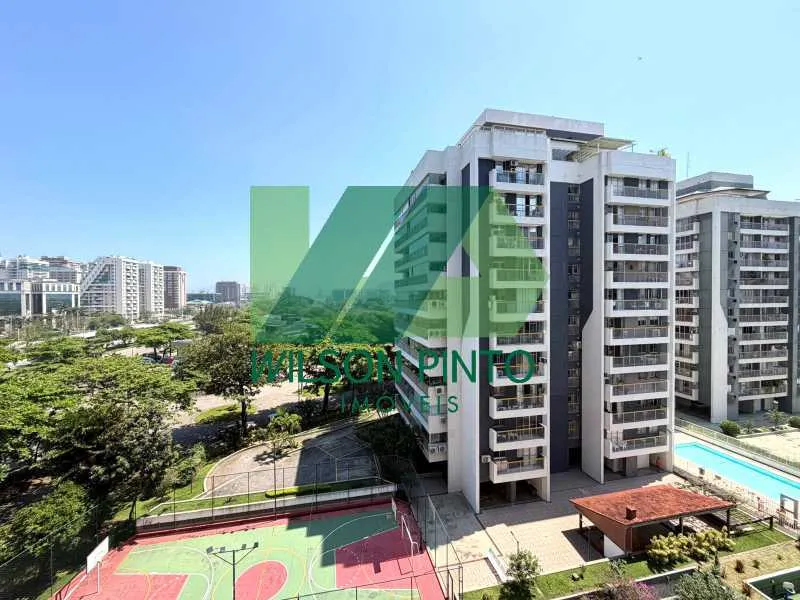 3-bedroom apartment with a park view in Rio de Janeiro — photo 17