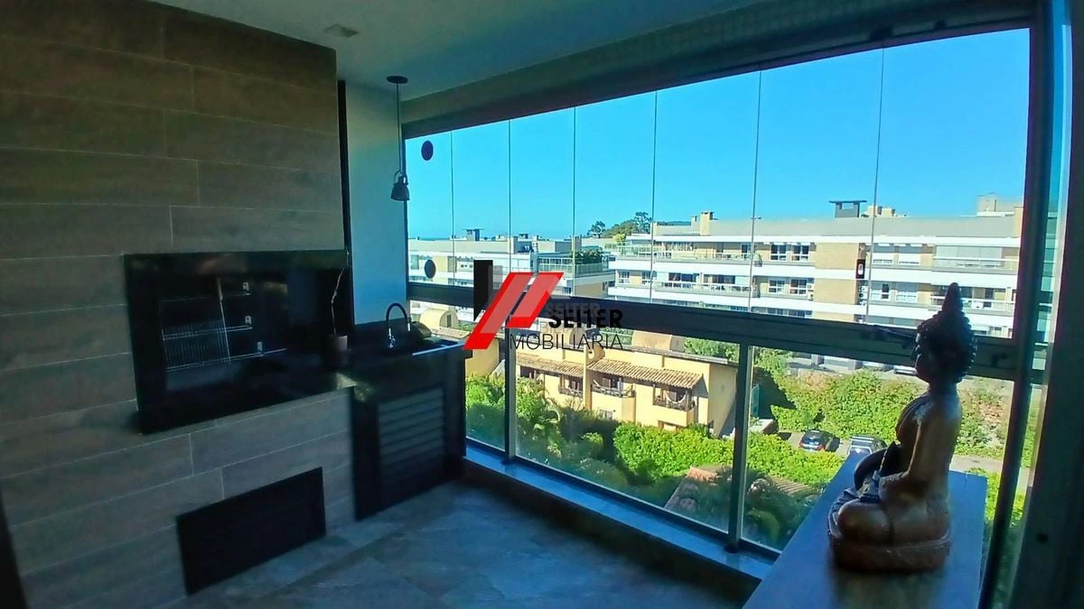 2-bedroom apartment with floor-to-ceiling windows — photo 11