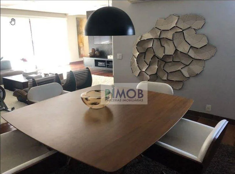 Top-floor apartment with 3 bedrooms and 330 m² — photo 7