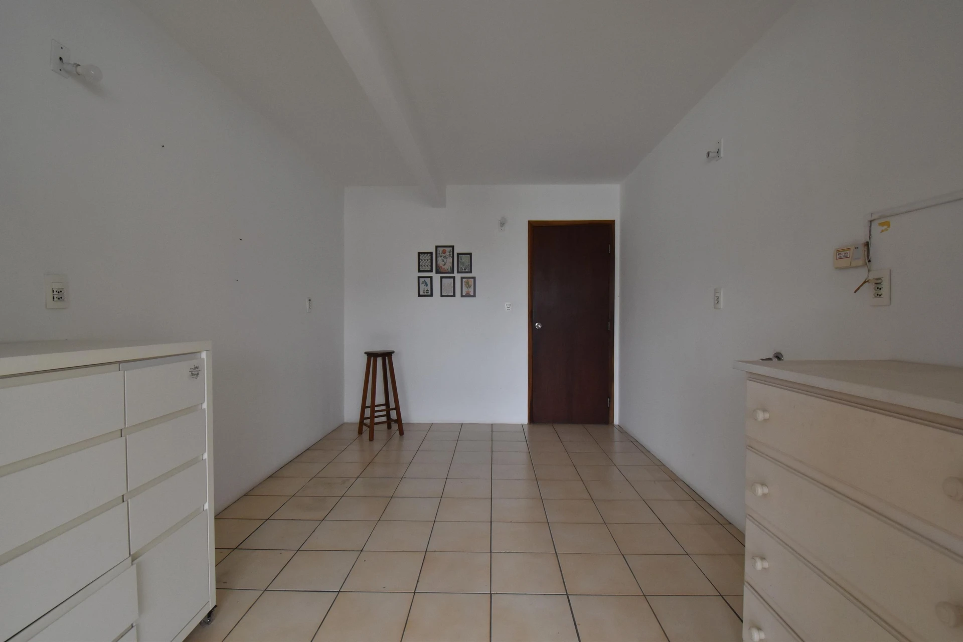 6-bedroom house with a garden — photo 11