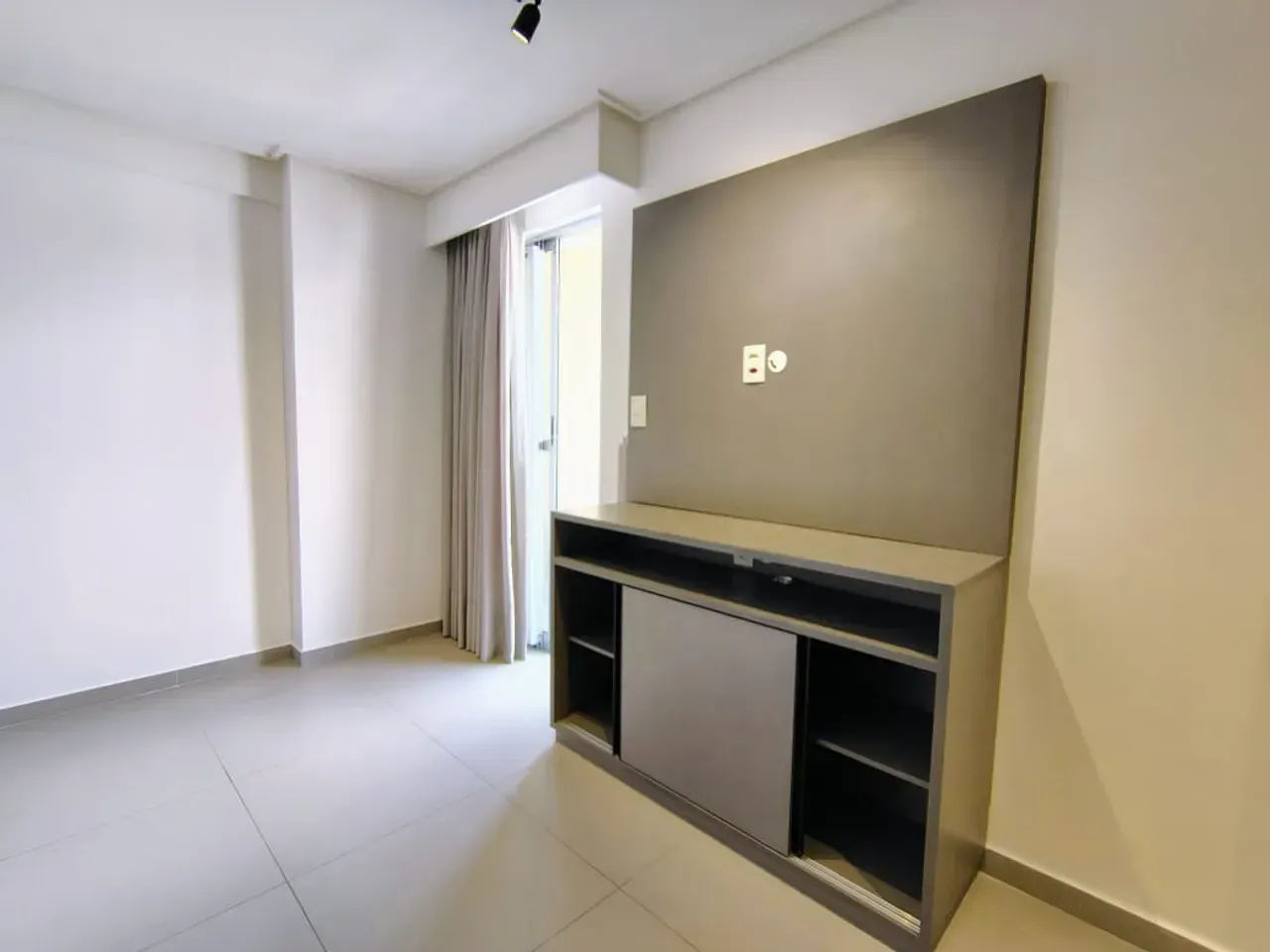 One-bedroom apartment with a private BBQ — photo 15