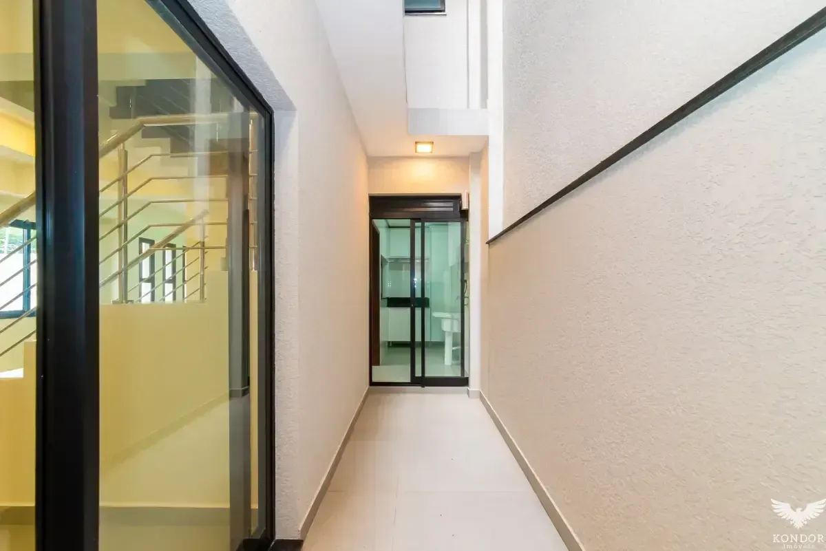 Two-story house with 230 m² and 3 bedrooms, 1 suite — photo 76