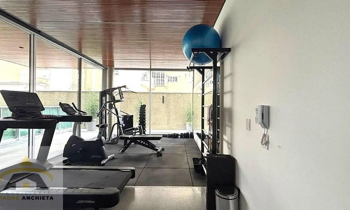 2-bedroom apartment with a washing machine in Curitiba — photo 16