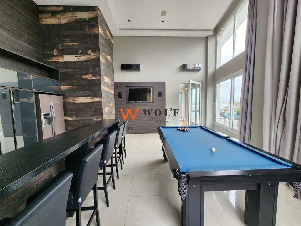 3-bedroom apartment with 2 en-suite baths and balcony — photo 4