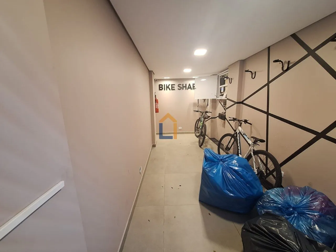 Furnished 41 m² studio with parking and 3rd floor — photo 11