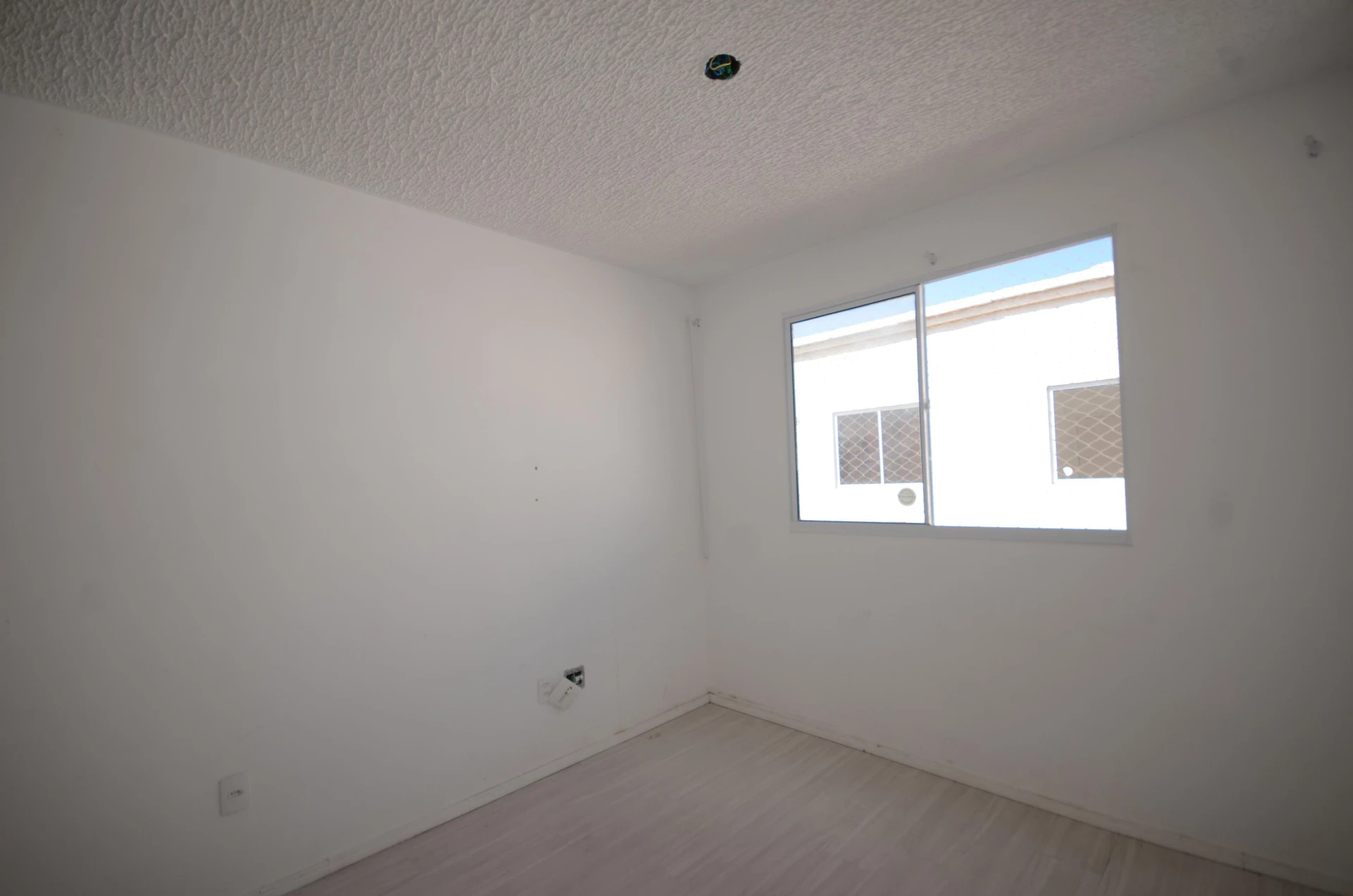 2-bedroom apartment with a private garden — photo 14