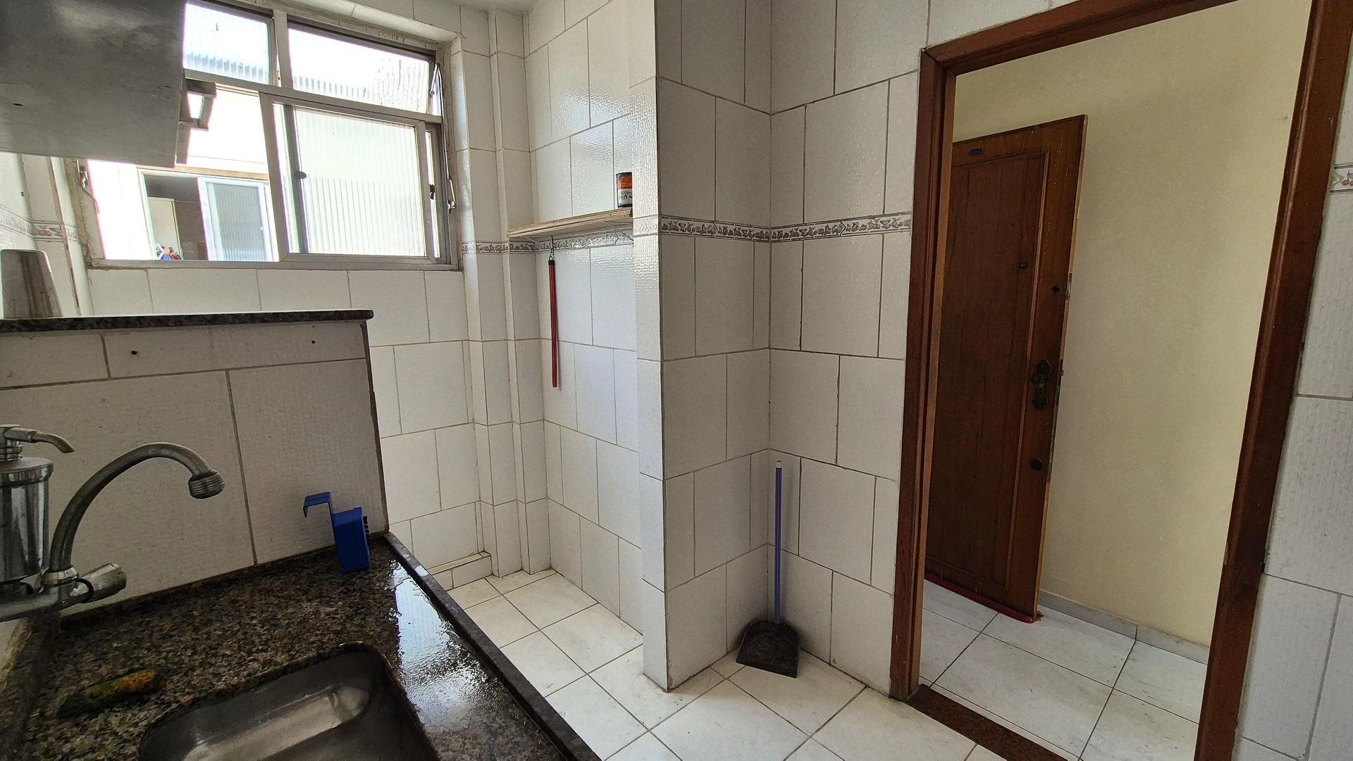 Home office in a 2-bedroom apartment, 43 m² — photo 22