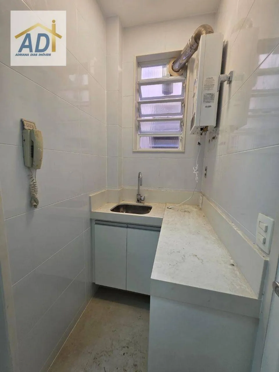 Apartamento compacto com 1 dormitório e cantinho de cozinha — photo 5