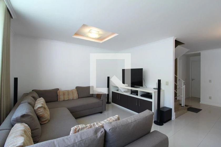 Casa em condomínio para aluguel com 5 quartos e 375 m² — photo 4