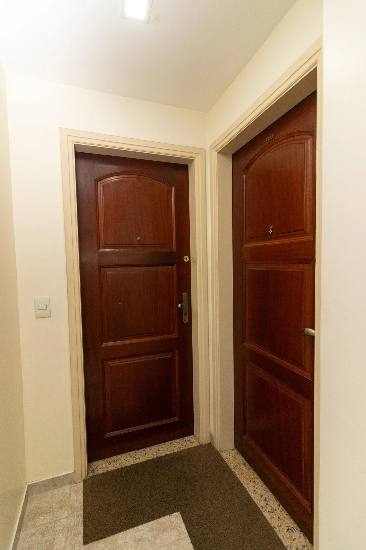 4-bedroom apartment with 2 en-suite bathrooms and garden — photo 79
