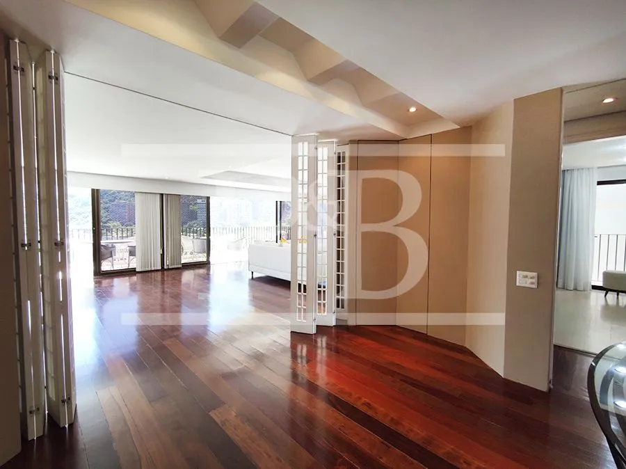 Apartamento com 3 dormitórios e 215 m² com 3 vagas — photo 16