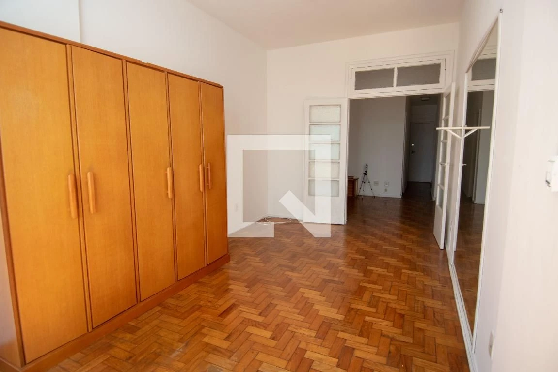 Monoambiente con piso de madera o laminado en Rio de Janeiro — photo 5