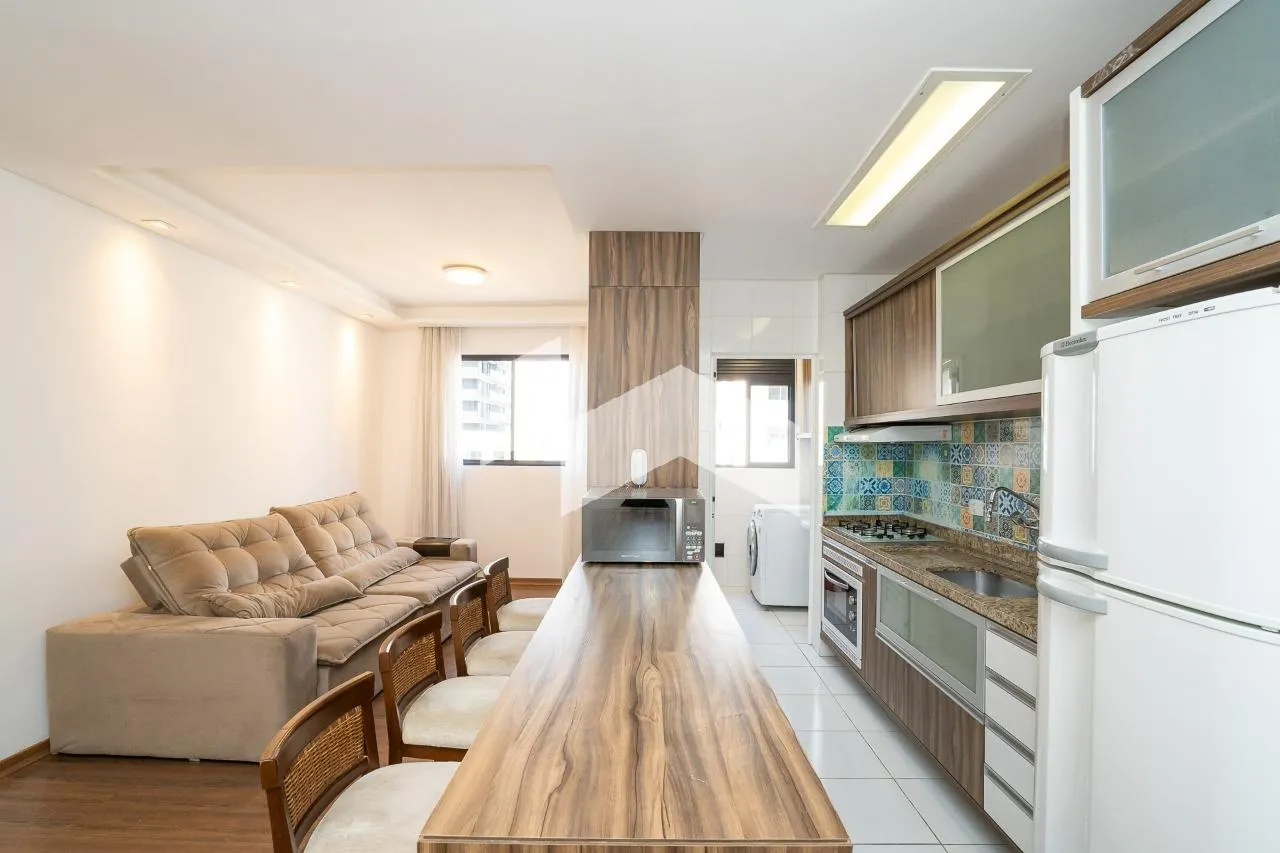 Furnished 2-bedroom apartment with 1 bathroom — photo 4