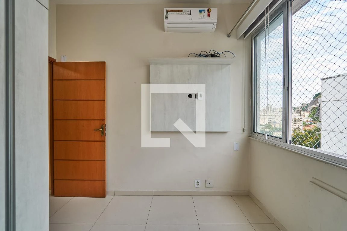 Apartamento com 3 quartos e 1 vaga, cozinha fechada — photo 9