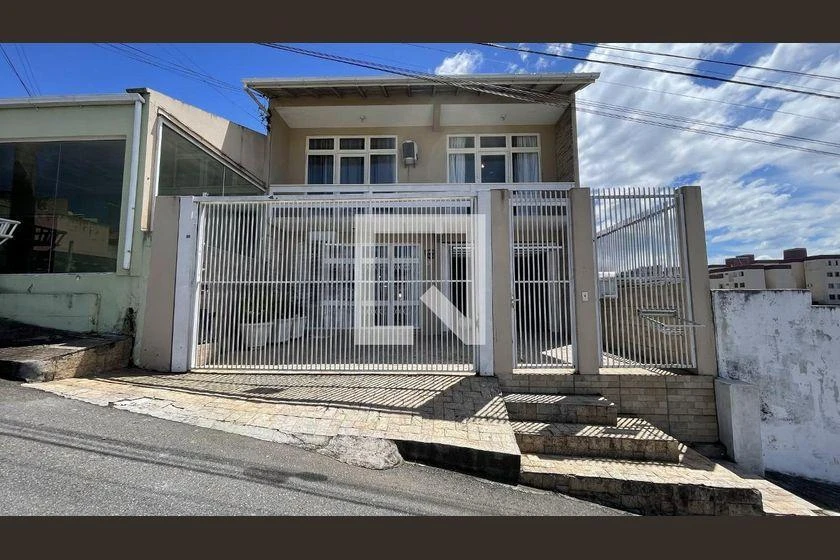 4-bedroom house with a washing machine in Florianópolis — photo 31