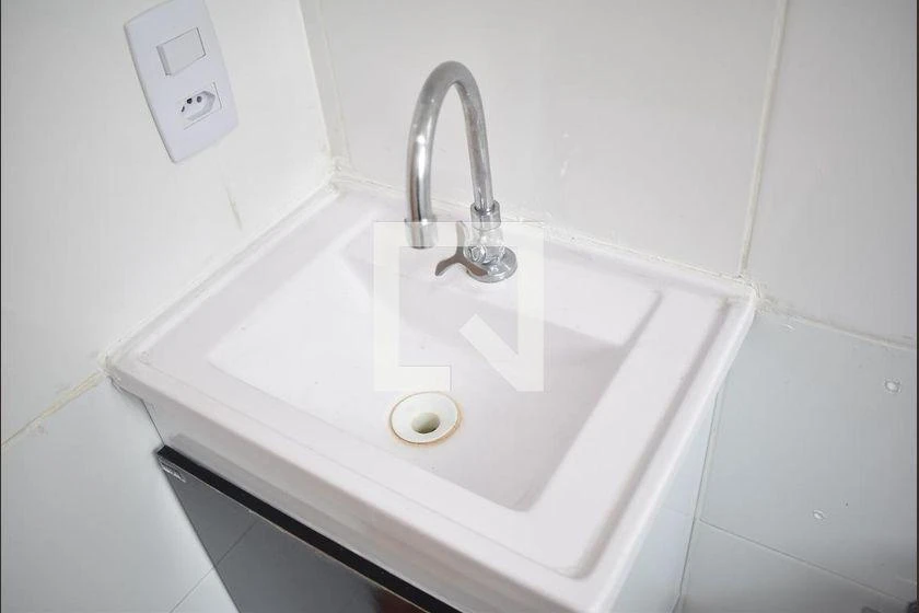 2-bedroom unfurnished apartment with open-plan kitchen — photo 29