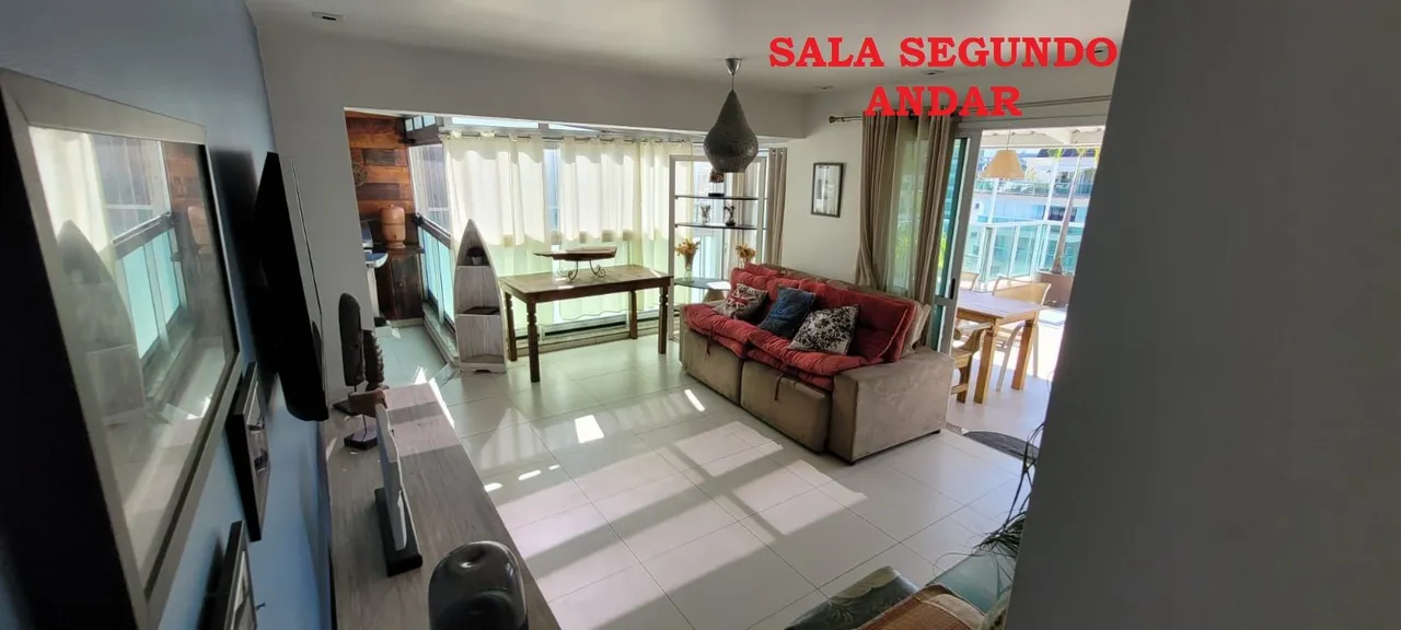 Apartamento mobiliado com 3 quartos e varanda envidraçada