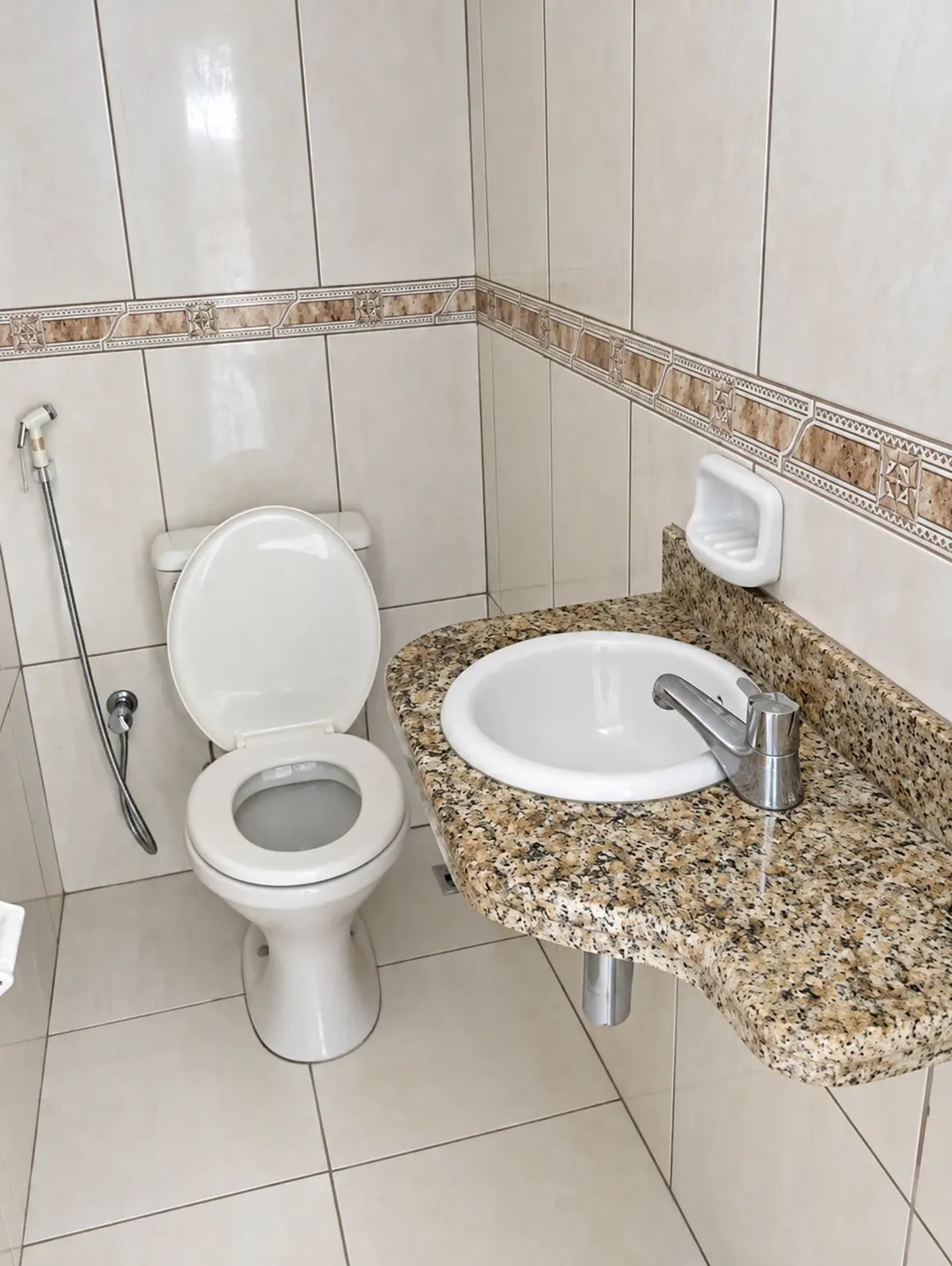 2-bedroom apartment, 1 with its own bathroom, 75 m² — photo 5
