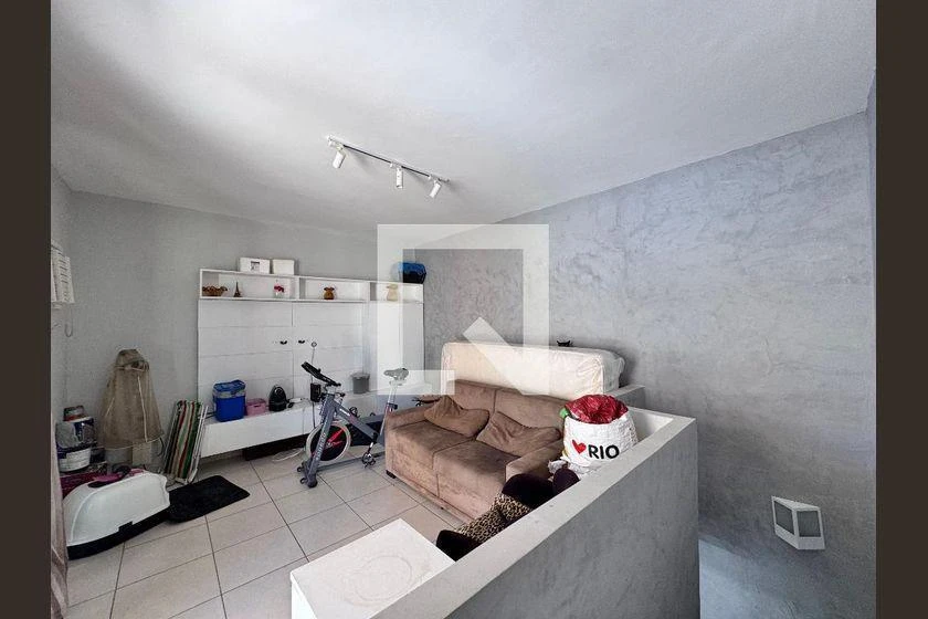 Rental apartment with 3 bedrooms and 211 m² — photo 26