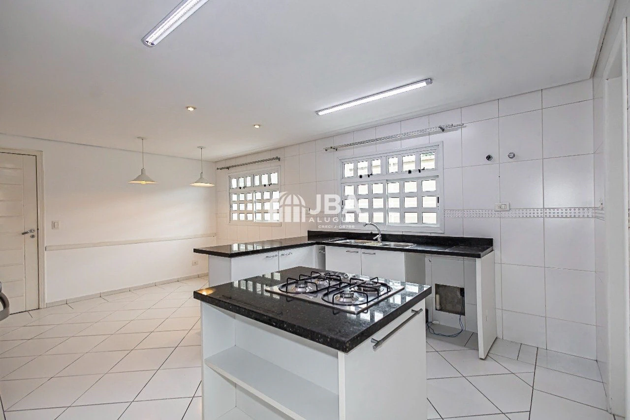 House, 205 m², with a bathtub — photo 7