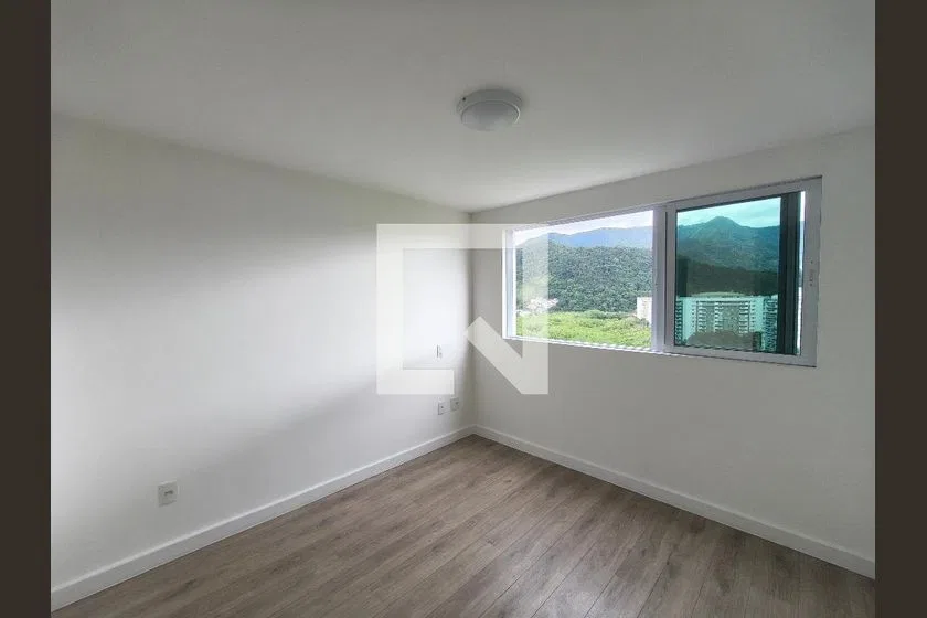 2-bedroom apartment with a mountain view — photo 16