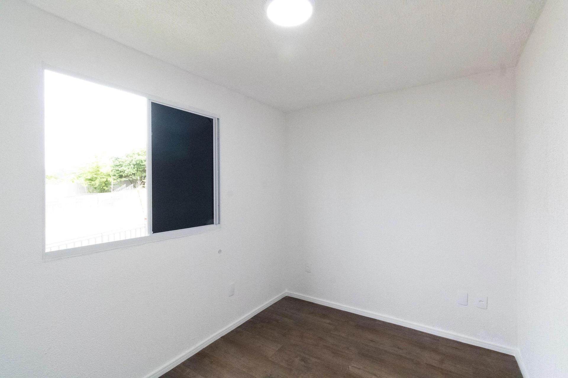 Apartment, 46 m², with wood or laminate floors — photo 33