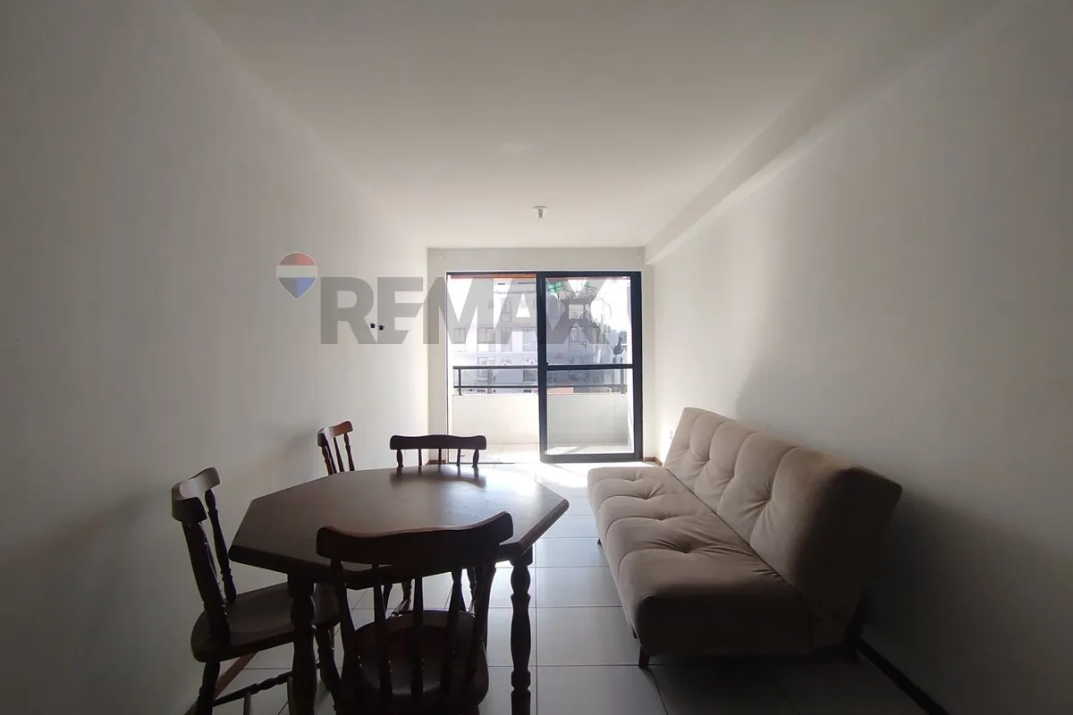 Furnished 1-bedroom apartment with balcony and 54 m²