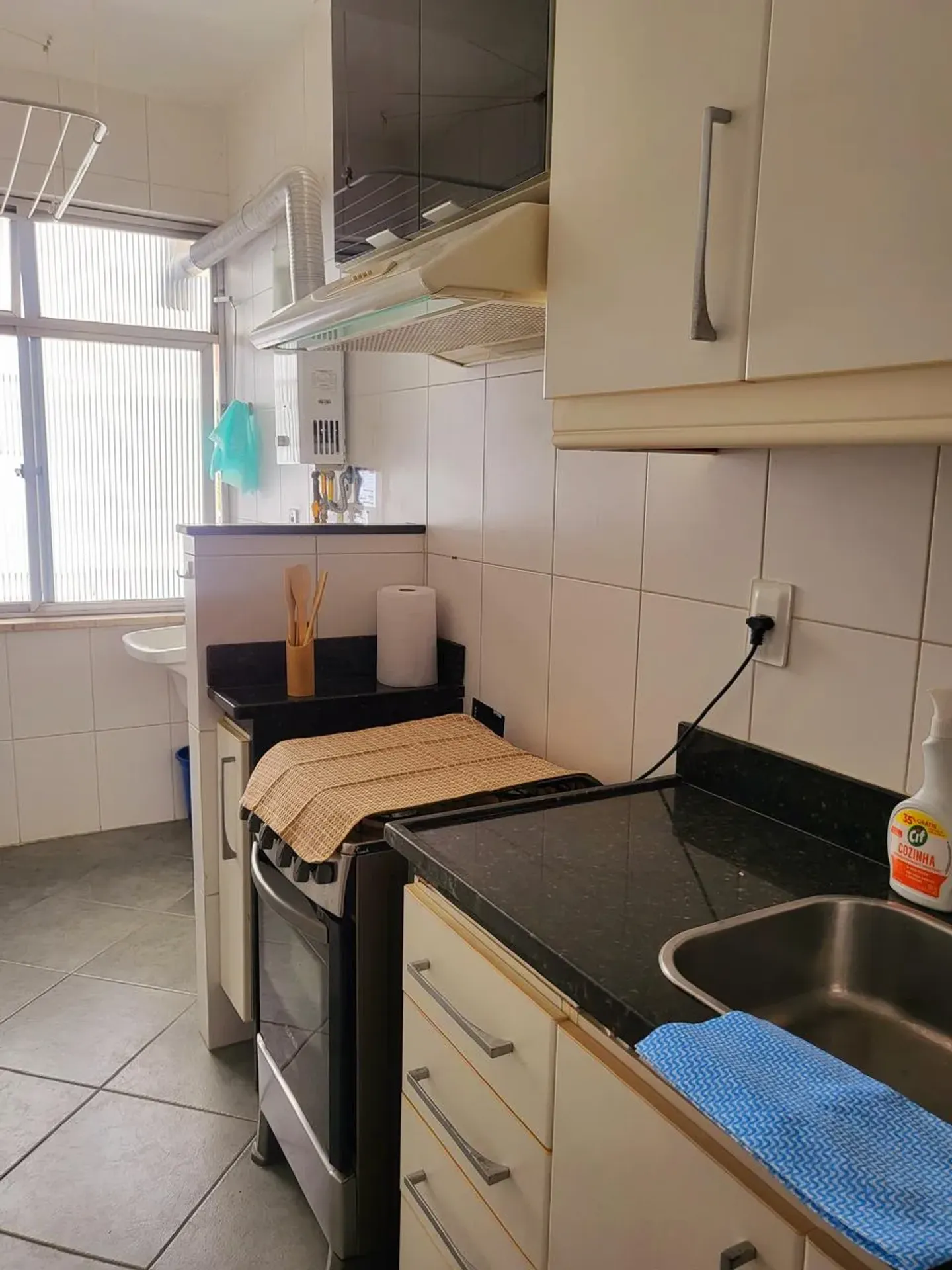 Мебльована квартира 60 м² з 1 спальнею та 2 ванними — photo 5
