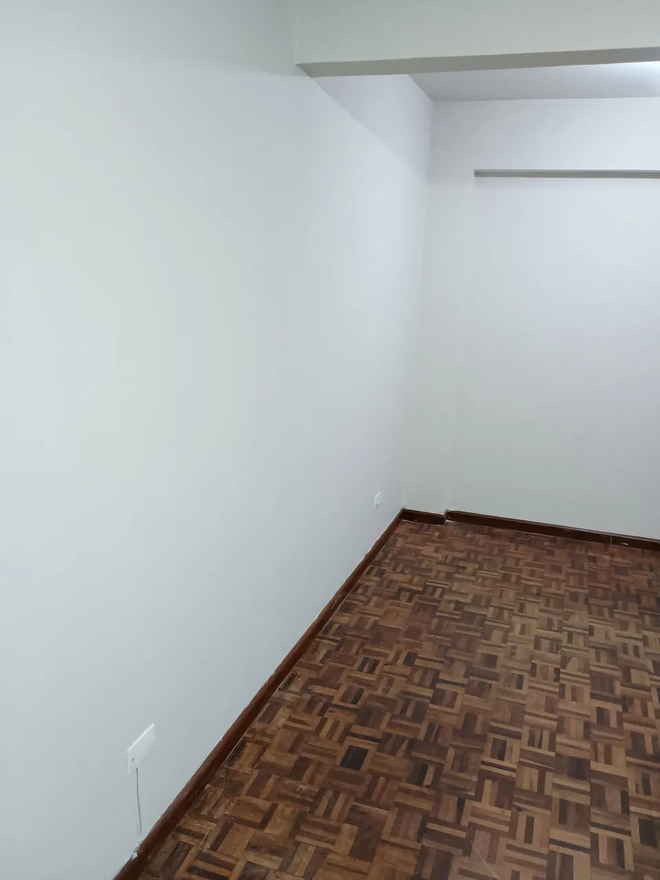 Деревянный пол или ламинат и 1 спальня: дом 30 м² — photo 9