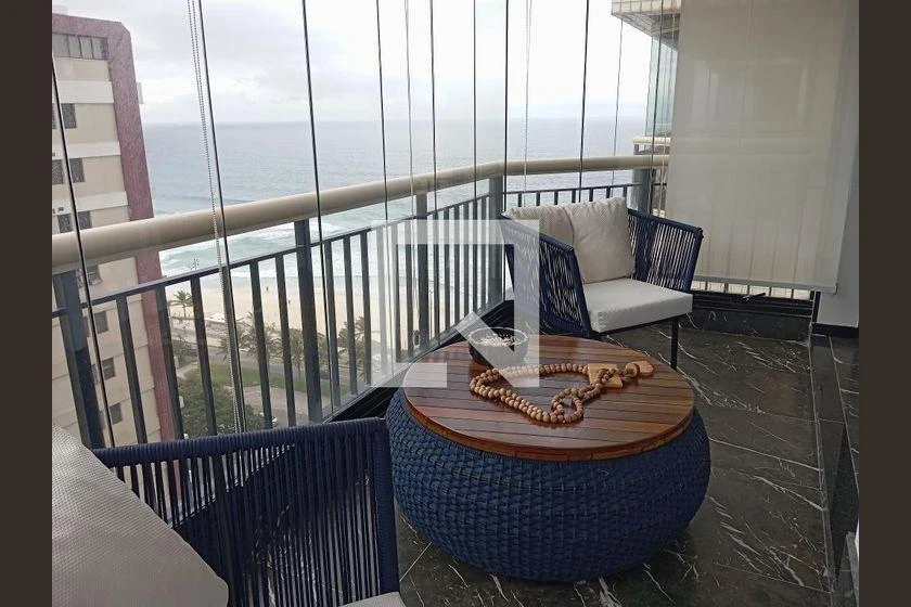 Furnished 170 m² apartment with 2 en-suite bedrooms — photo 33
