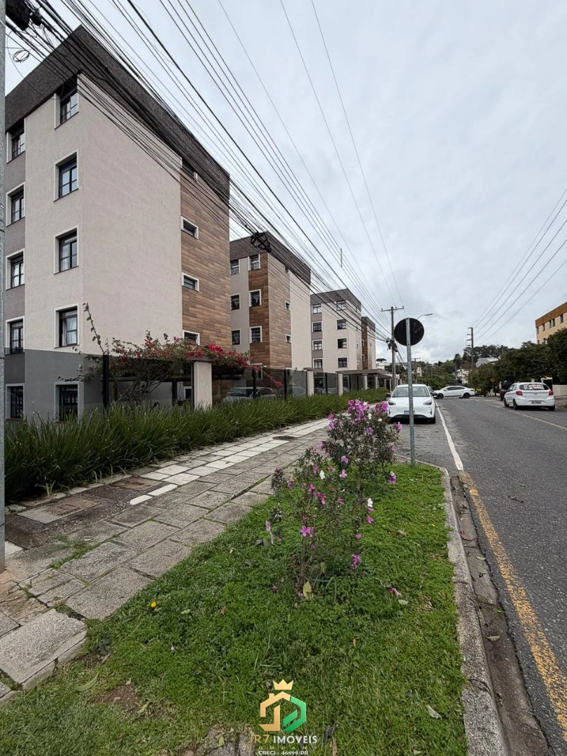 3-bedroom apartment with wood or laminate floors in Curitiba — photo 6