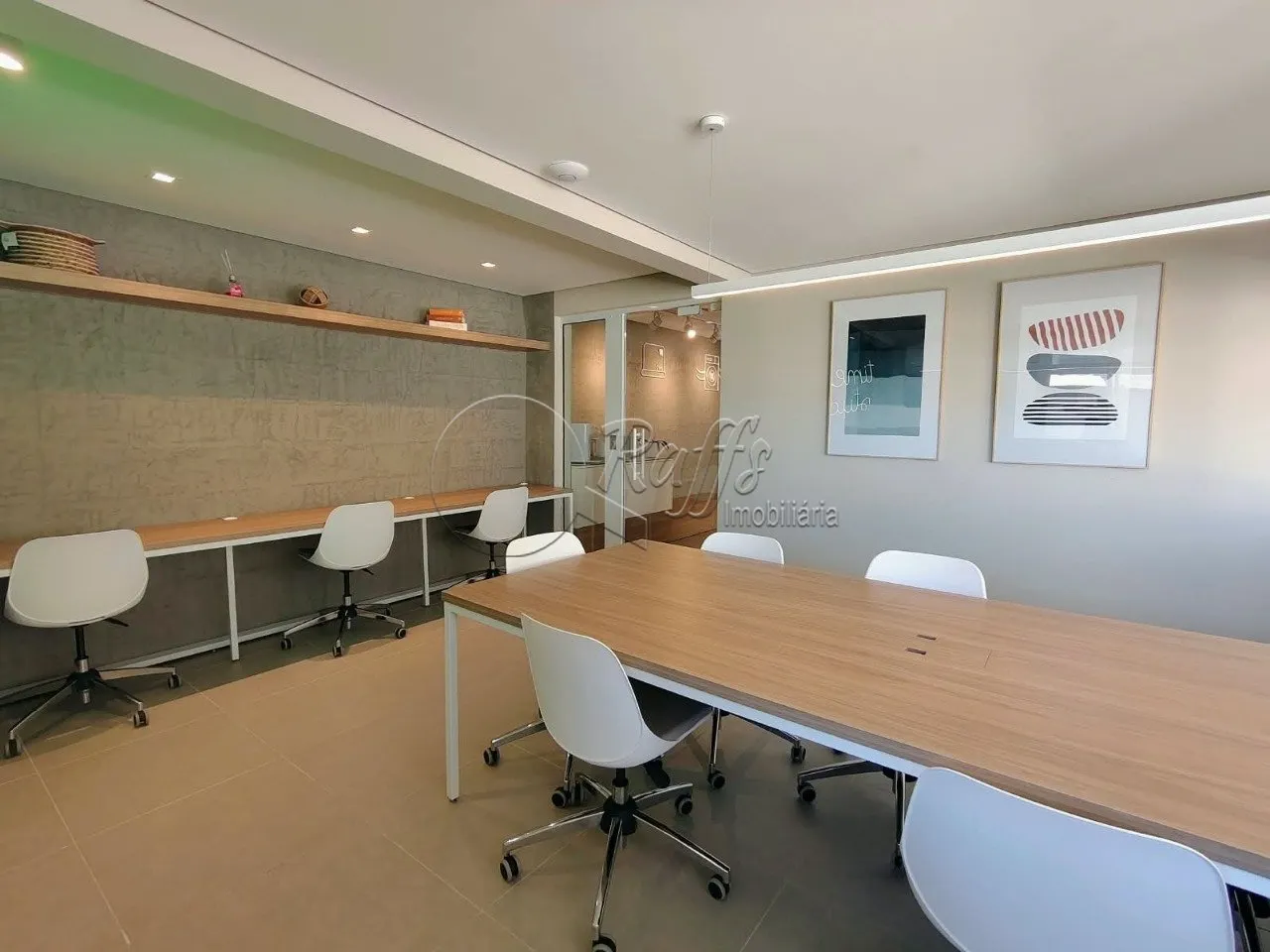 Furnished 20 m² studio with 1 bedroom and glass shower — photo 8