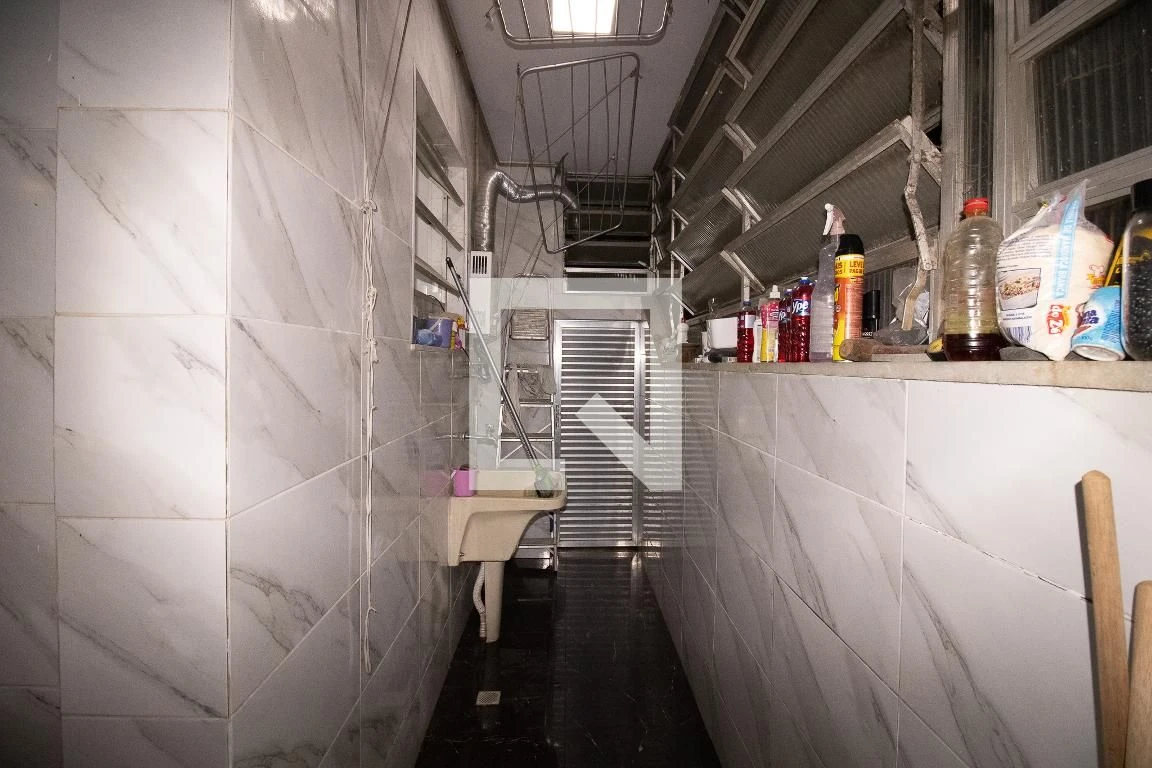 Apartamento com 3 quartos, 2 banheiros e 2 vagas — photo 2