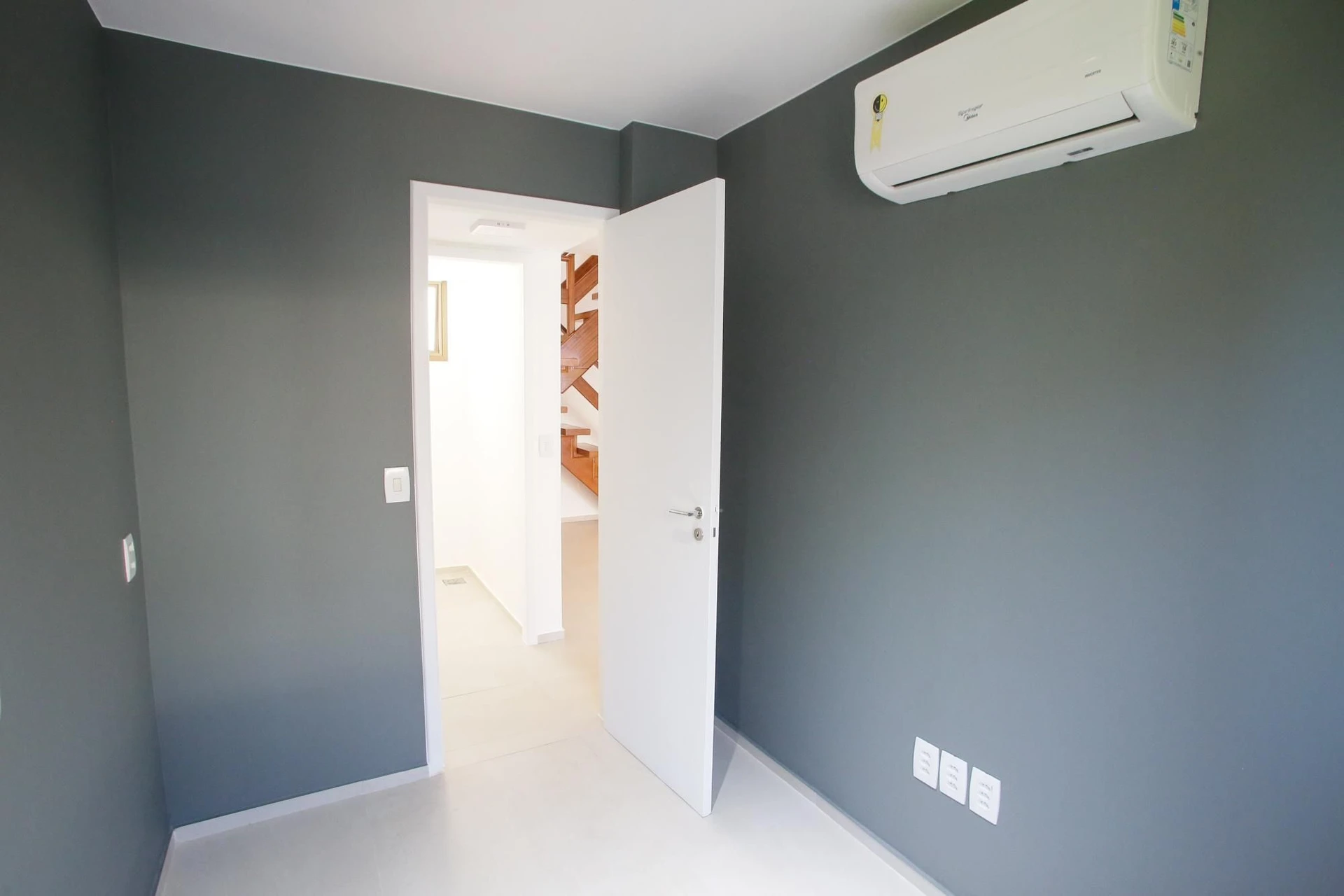 3-bedroom apartment in a building with a sauna — photo 46