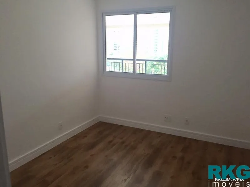 Apartment, 170 m², with a glass-enclosed balcony — photo 13