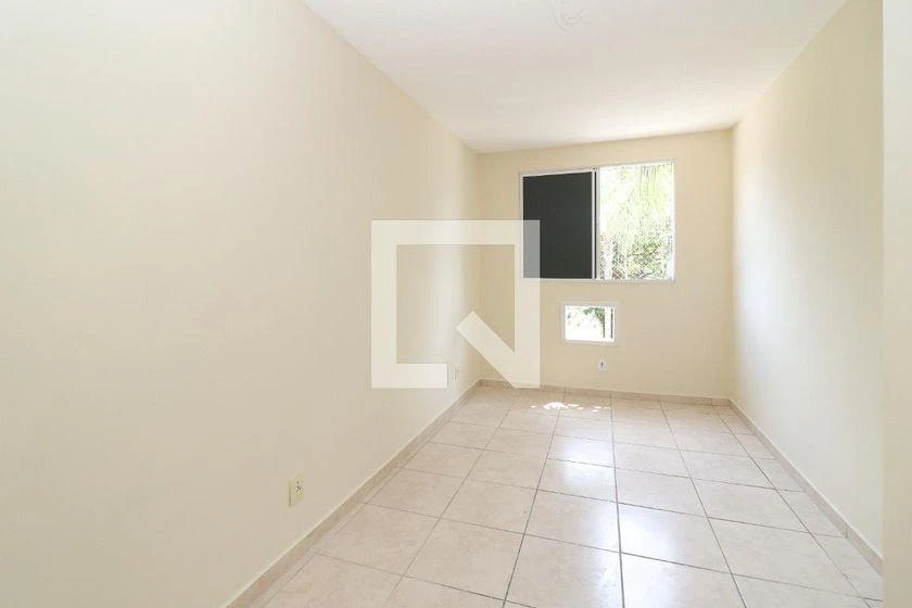 2-bedroom apartment in a building with a pool — photo 25