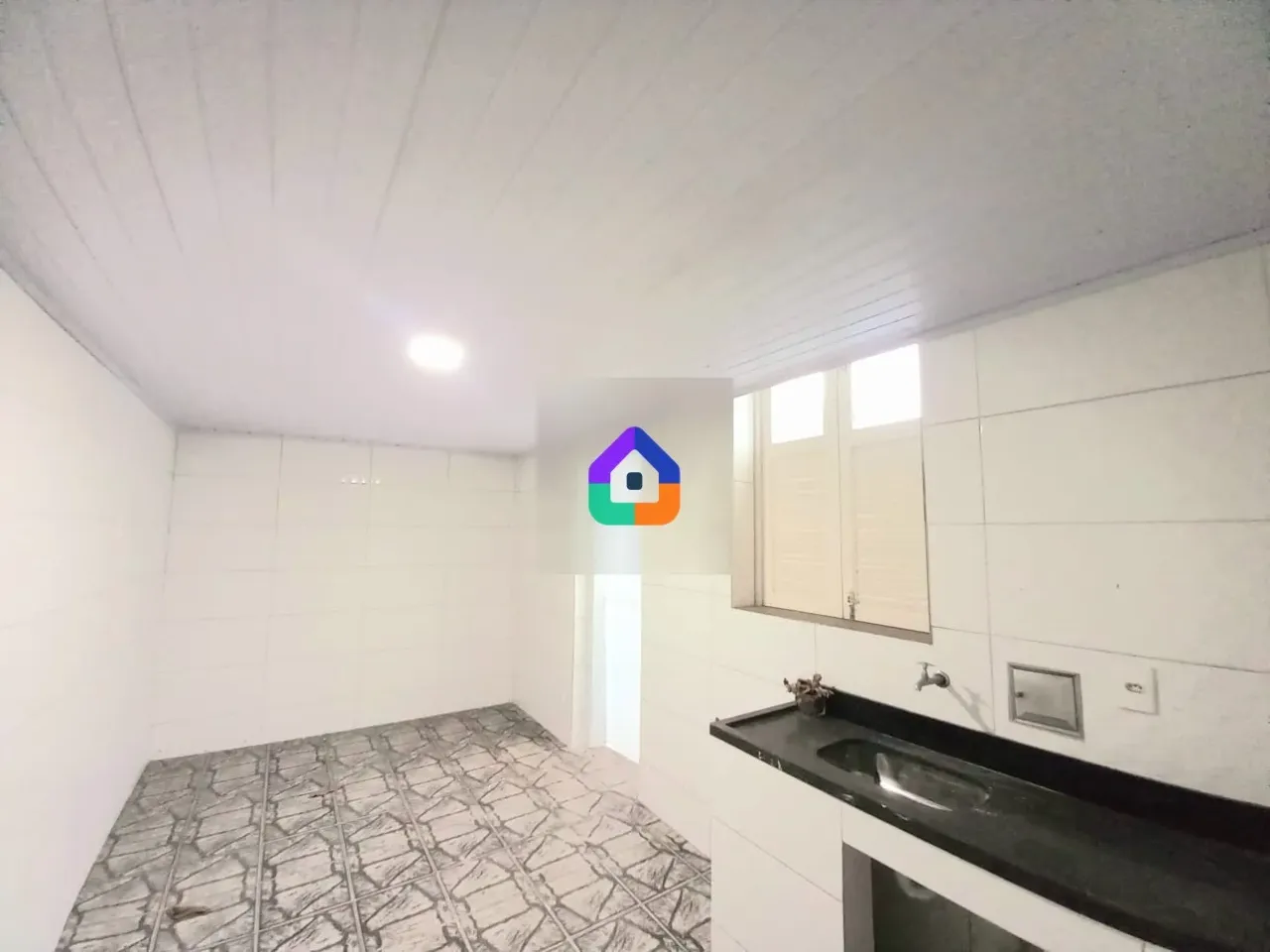 Casa não mobiliada com 1 quarto e 2 banheiros — photo 2