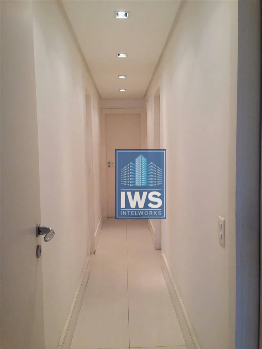200 m² apartment with 4 bedrooms and 3 parking spots — photo 6