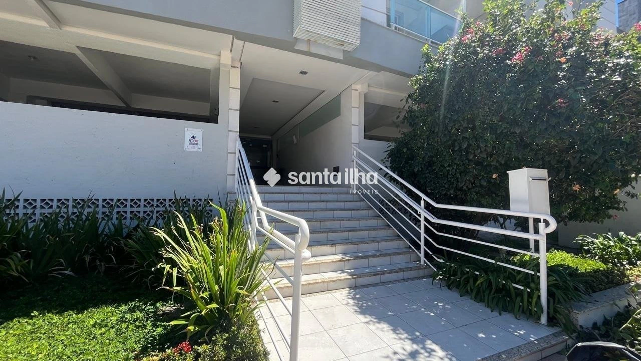 2-bedroom apartment with a washing machine in Florianópolis — photo 22