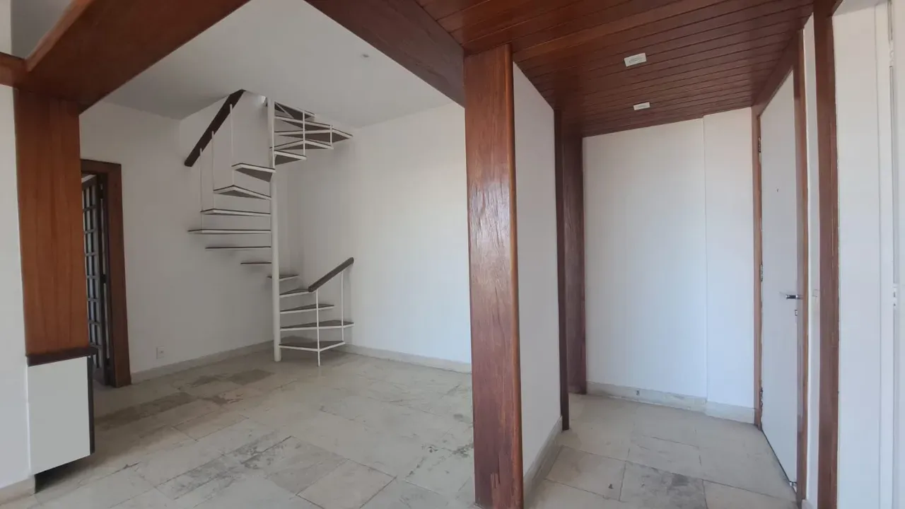 177 m² duplex with 2 bedrooms, 3 bathrooms — photo 22