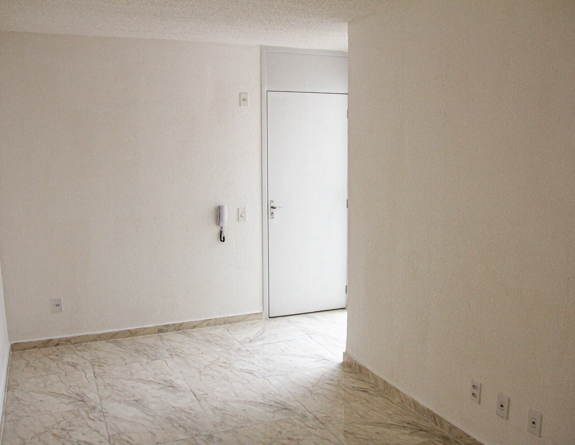 2-bedroom apartment in a building with a sauna — photo 20
