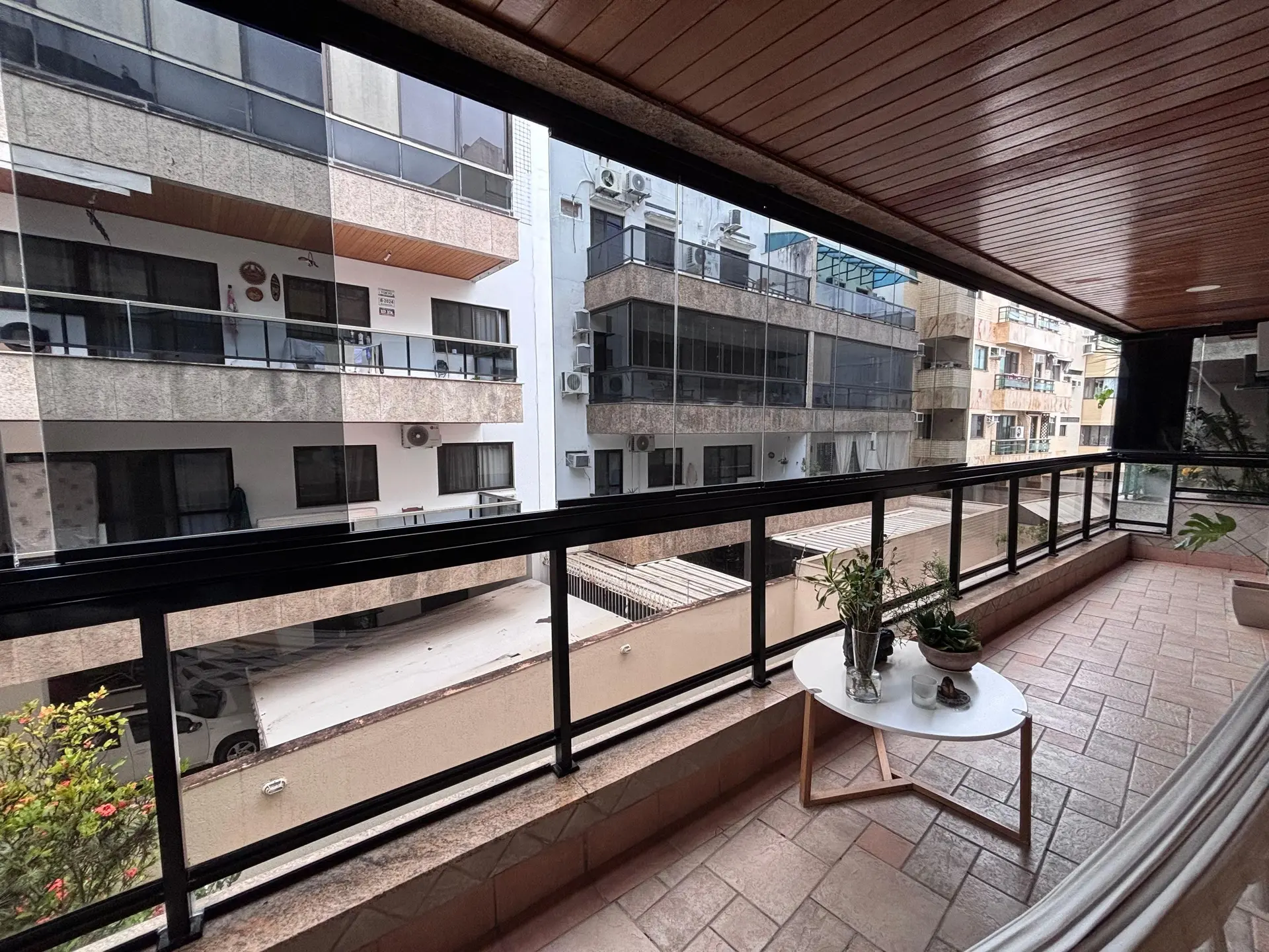 Apartamento mobiliado com 3 quartos e varanda — photo 26