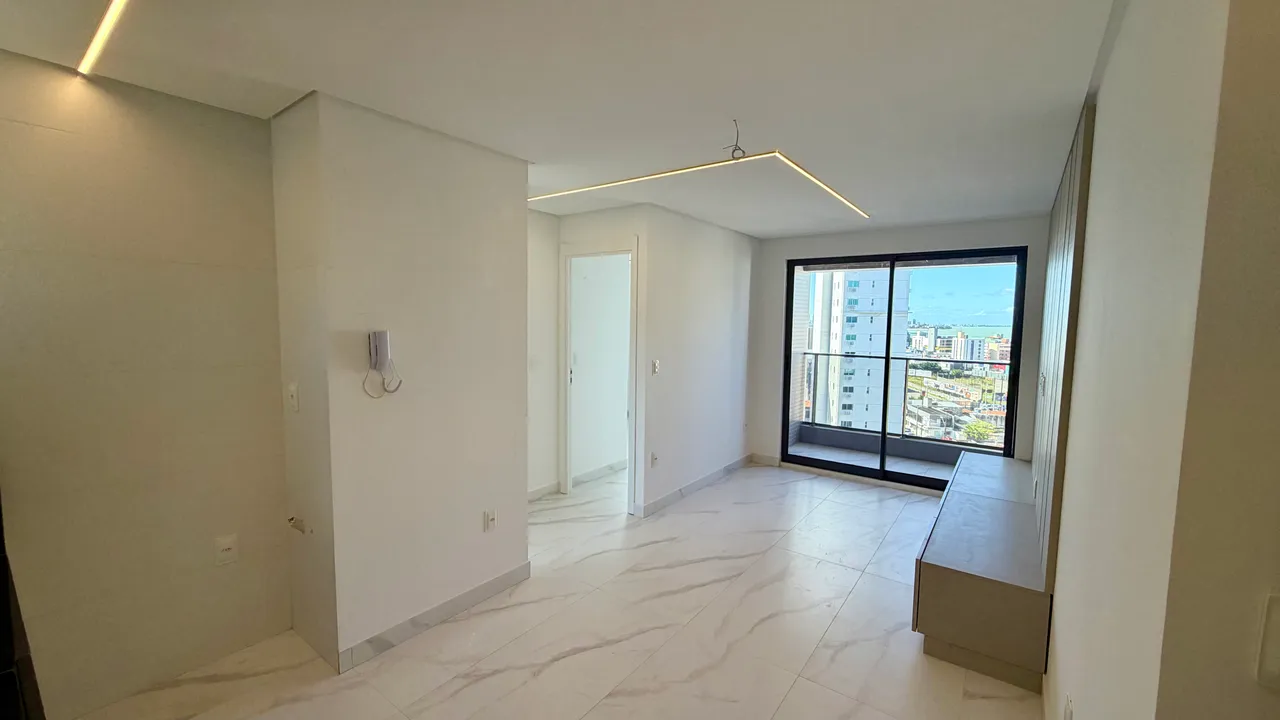 Modern 2-bedroom apartment with open-plan kitchen — photo 15