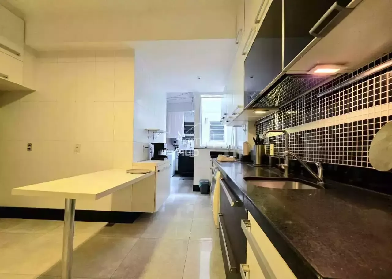 Furnished apartment, 157 m², with a home office — photo 23